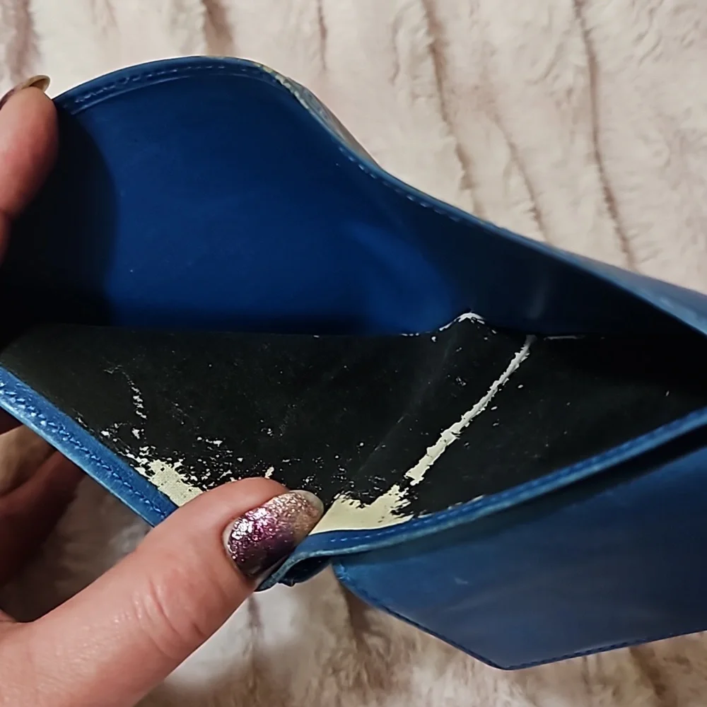 Louis Vuitton Blue Epi Small Wallet Unisex